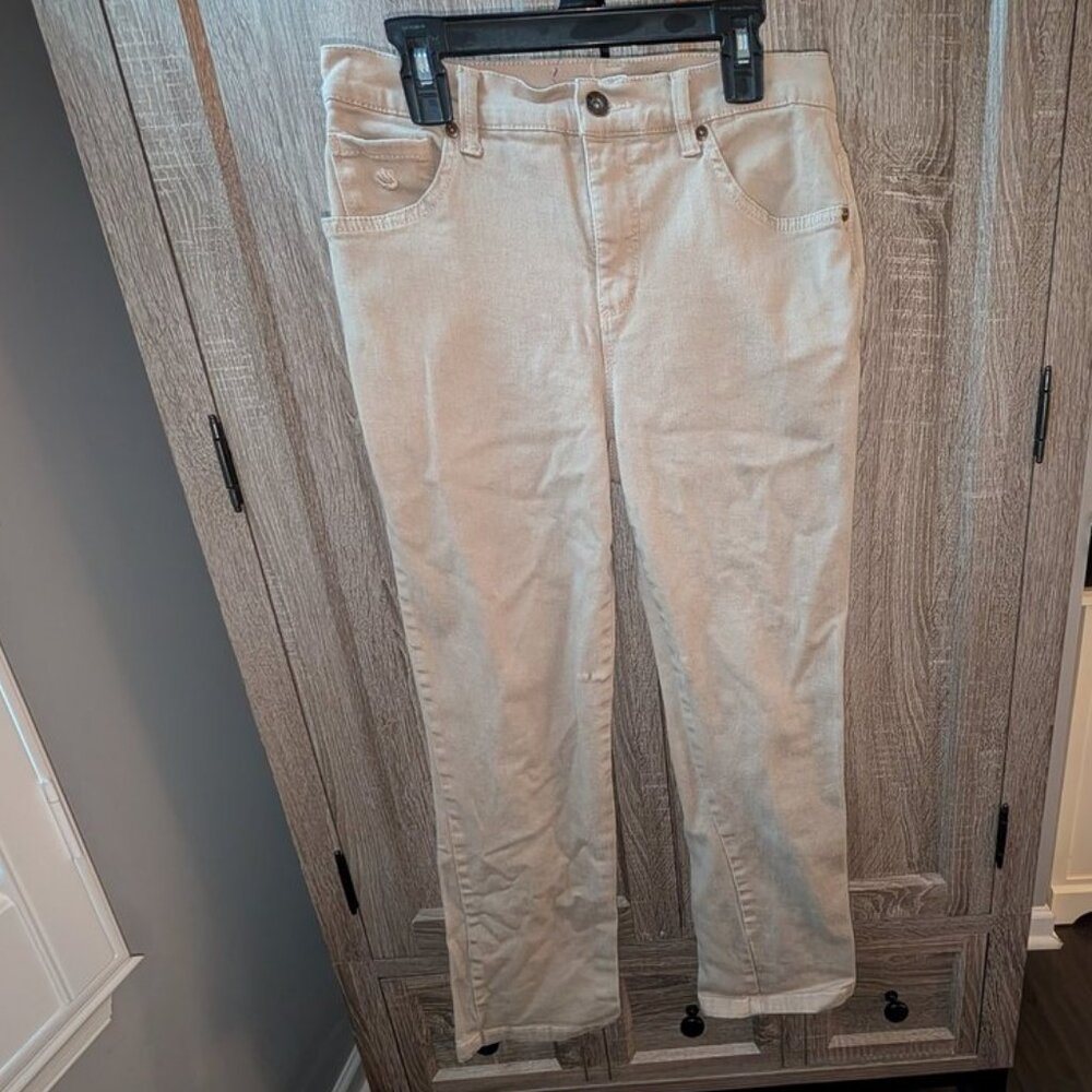 *3 FOR $9* Gloria Vanderbilt Amanda Classic Jeans - Picture 2 of 3